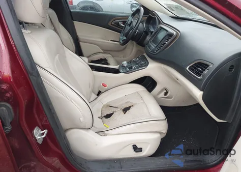 2015 Chrysler 200 C из США, поврежденный, VIN 1C3CCCCB6FN528600